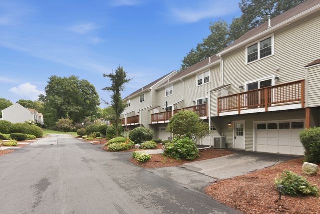 126 Patrick Rd 126, Tewksbury, MA 01876
