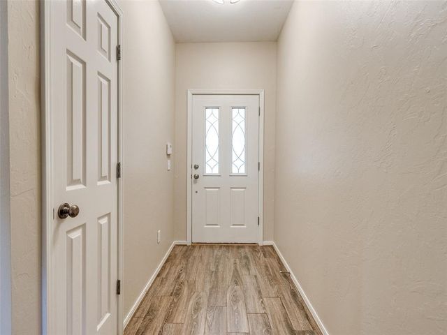 421 Madison Place Drive, Moore, OK 73160