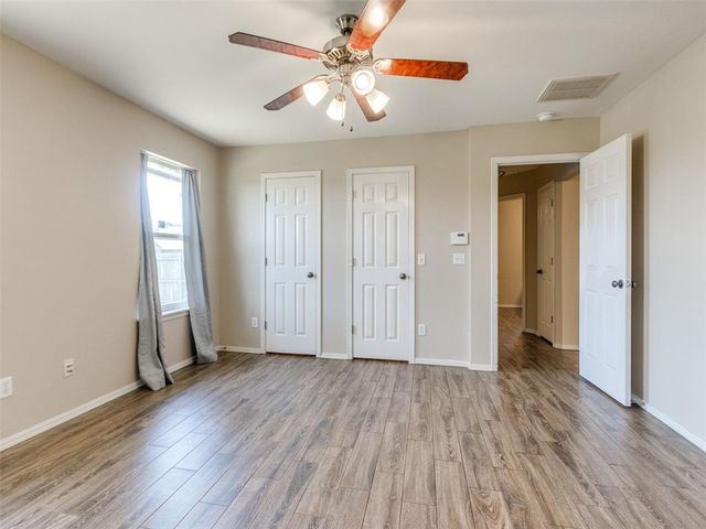 421 Madison Place Drive, Moore, OK 73160