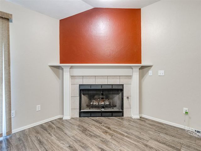 421 Madison Place Drive, Moore, OK 73160