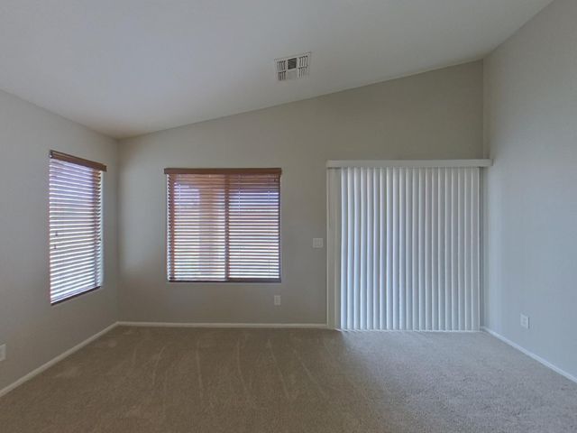 41334 W Hayden Drive, Maricopa, AZ 85138