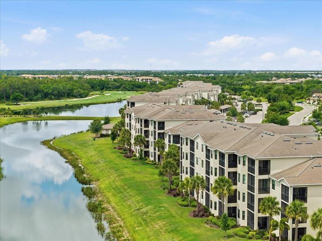 18008 GAWTHROP DRIVE 104, Bradenton, FL 34211