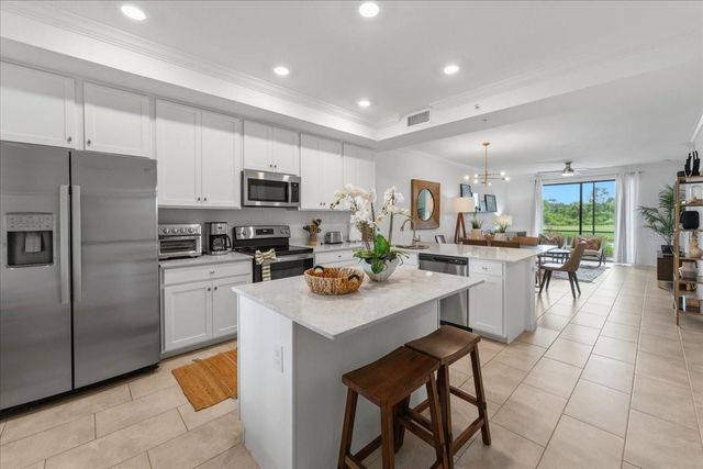 18008 GAWTHROP DRIVE 104, Bradenton, FL 34211