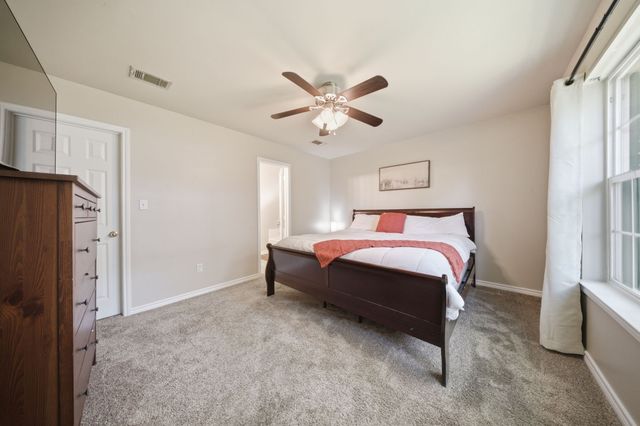 402 Robertson Street, Collinsville, TX 76233