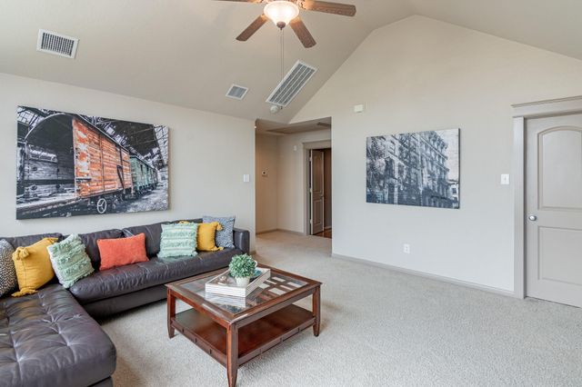 27 S Mews Wood Court, The Woodlands, TX 77381