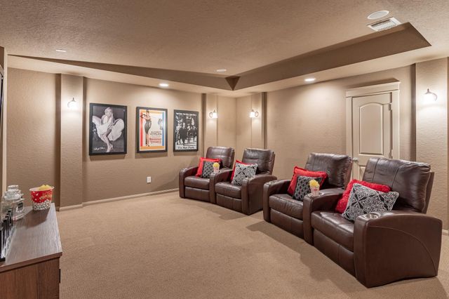 27 S Mews Wood Court, The Woodlands, TX 77381