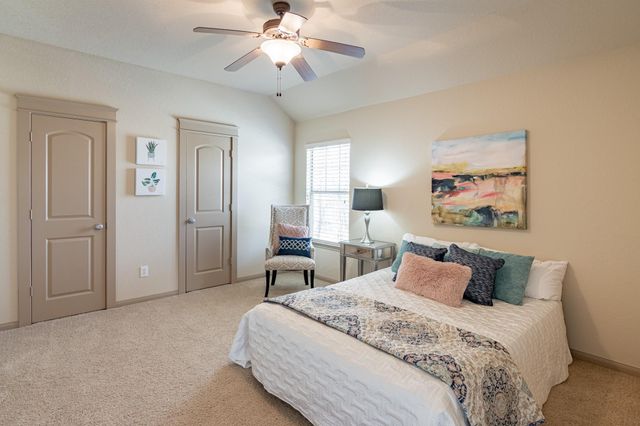 27 S Mews Wood Court, The Woodlands, TX 77381