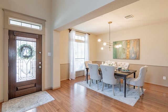 27 S Mews Wood Court, The Woodlands, TX 77381