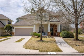 27 S Mews Wood Court, The Woodlands, TX 77381