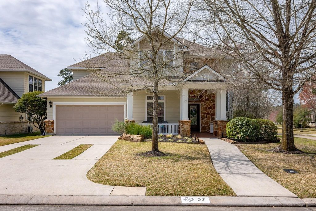 27 S Mews Wood Court, The Woodlands, TX 77381
