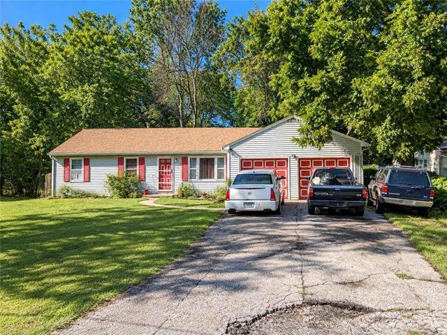 5904 E 84th Street, Kansas City, MO 64138