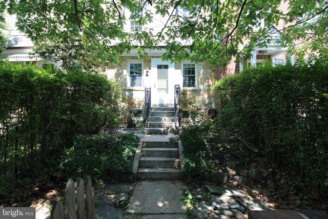 303 COMMONWEALTH AVE, Alexandria, VA 22301