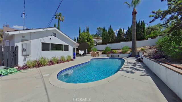 11014 Tinker Ave, Tujunga, CA 91042