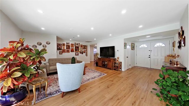 11014 Tinker Ave, Tujunga, CA 91042