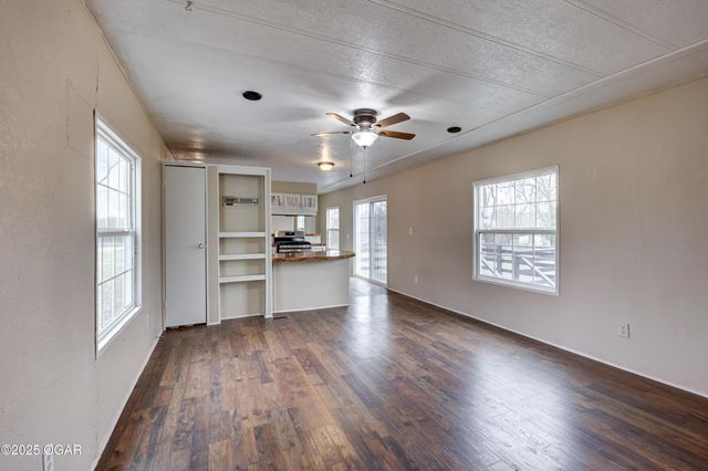 820 E Fountain Road, Joplin, MO 64804