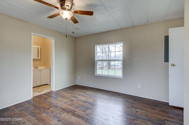 820 E Fountain Road, Joplin, MO 64804