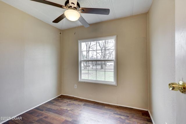 820 E Fountain Road, Joplin, MO 64804