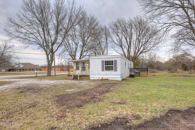 820 E Fountain Road, Joplin, MO 64804