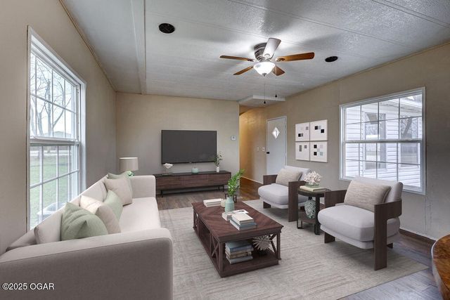 820 E Fountain Road, Joplin, MO 64804