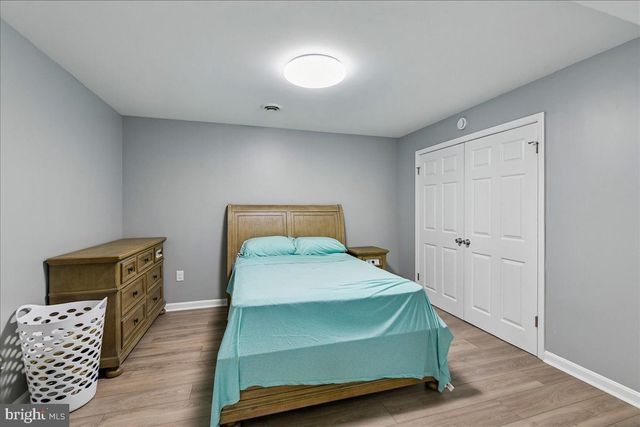 7836 OAKDALE, Baltimore, MD 21237