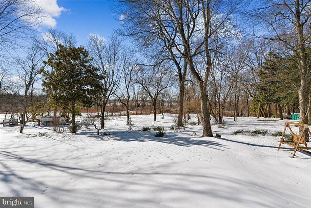 7836 OAKDALE, Baltimore, MD 21237