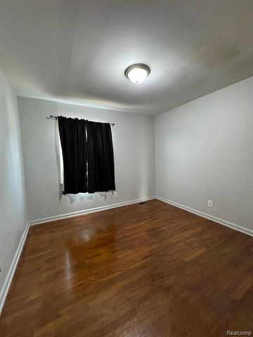 3301 Wolcott Street, Flint, MI 48504