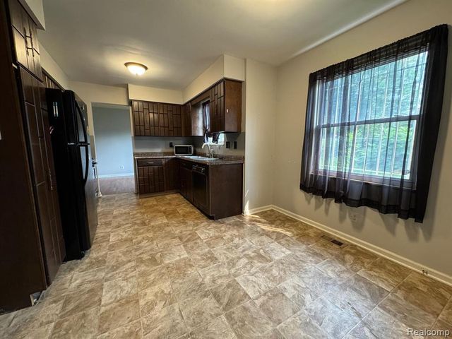 3301 Wolcott Street, Flint, MI 48504