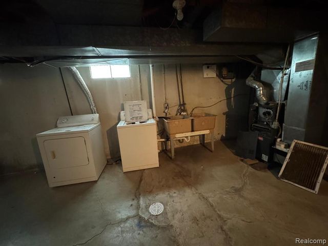 3301 Wolcott Street, Flint, MI 48504
