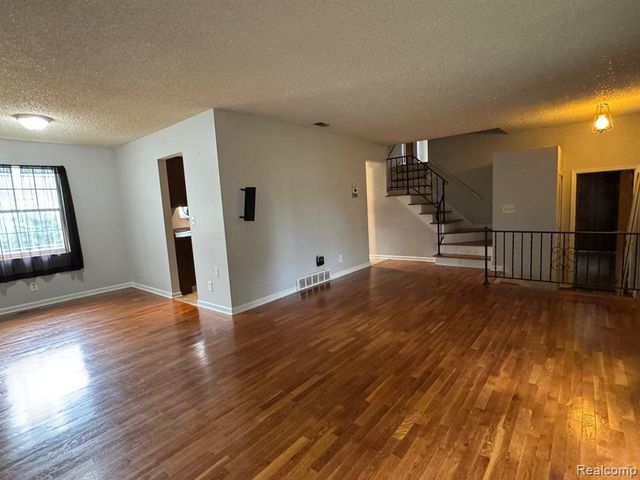 3301 Wolcott Street, Flint, MI 48504