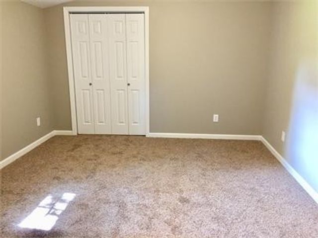 1015 Hills Chapel Rd, Manchester, TN 37355