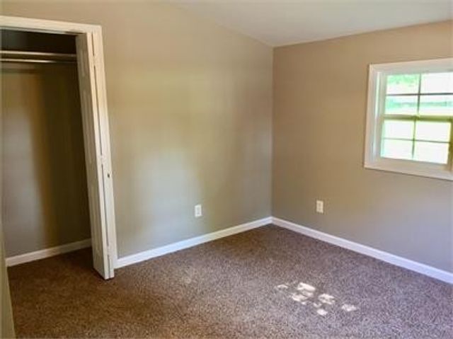 1015 Hills Chapel Rd, Manchester, TN 37355