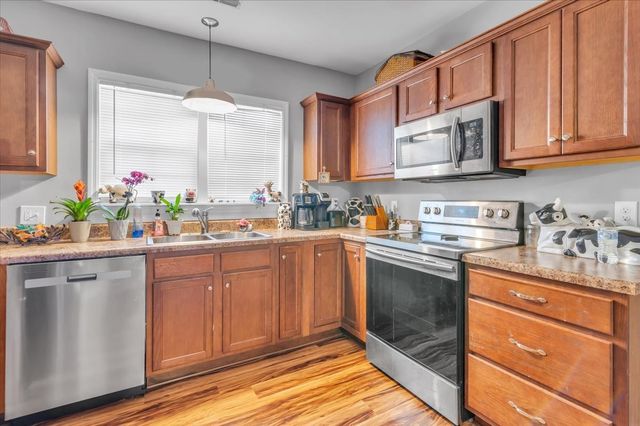 1015 Hills Chapel Rd, Manchester, TN 37355