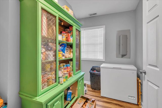 1015 Hills Chapel Rd, Manchester, TN 37355