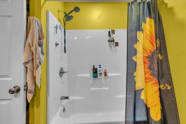 1015 Hills Chapel Rd, Manchester, TN 37355