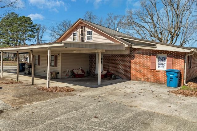 1015 Hills Chapel Rd, Manchester, TN 37355