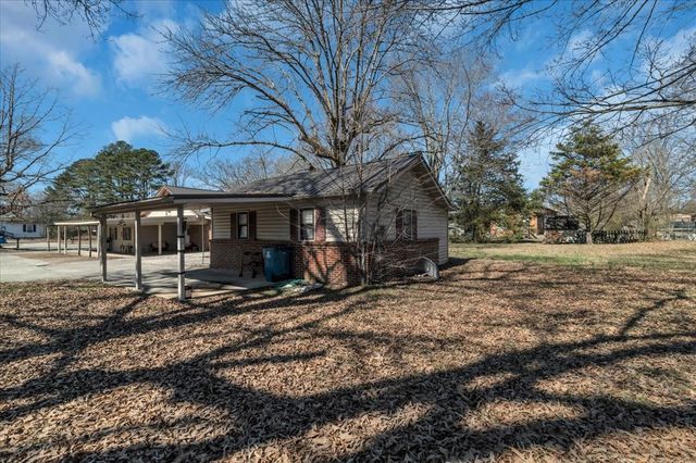 1015 Hills Chapel Rd, Manchester, TN 37355