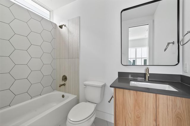 2855 Decker Place, Houston, TX 77003