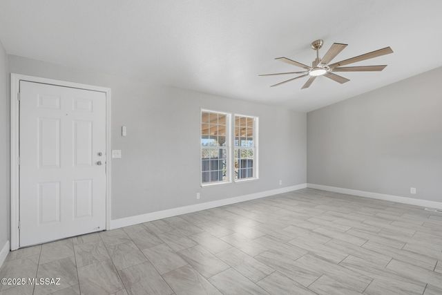 11935 S Amber Ann Lane, Tucson, AZ 85736