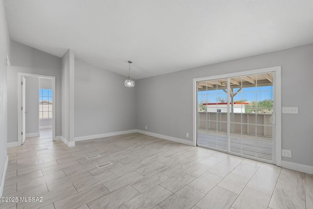 11935 S Amber Ann Lane, Tucson, AZ 85736