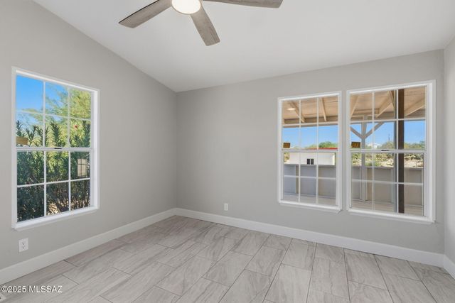 11935 S Amber Ann Lane, Tucson, AZ 85736