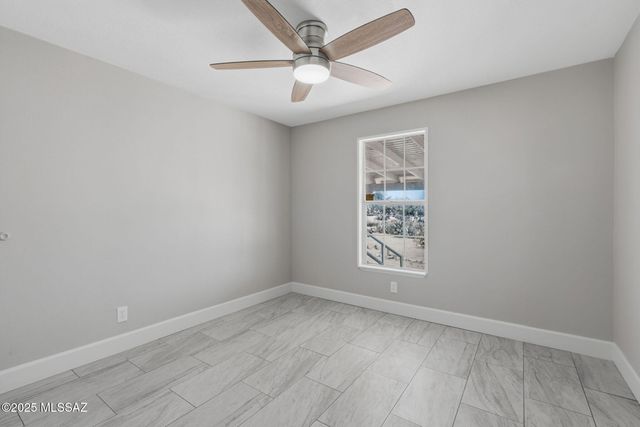 11935 S Amber Ann Lane, Tucson, AZ 85736