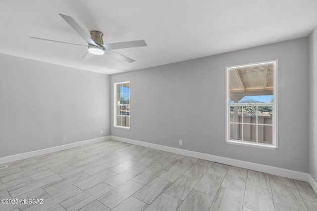 11935 S Amber Ann Lane, Tucson, AZ 85736