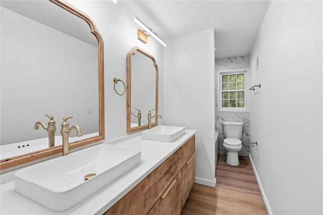 4606 NW 83rd Street, Kansas City, MO 64151