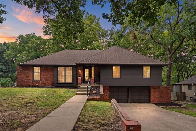 4606 NW 83rd Street, Kansas City, MO 64151