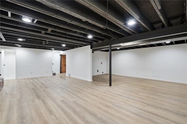 4606 NW 83rd Street, Kansas City, MO 64151