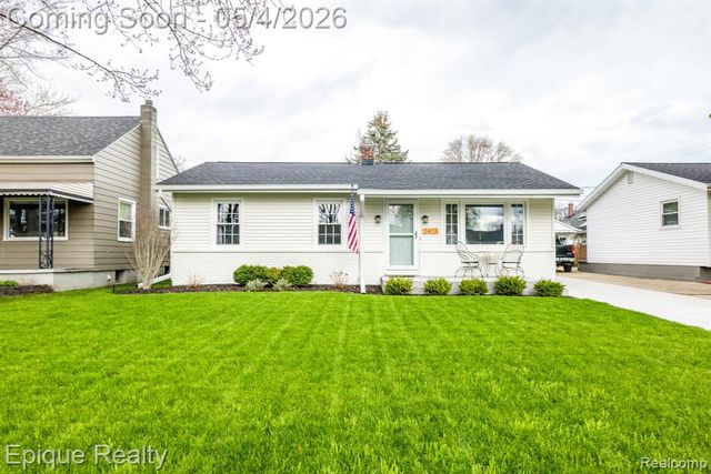 2413 Church Street, Port Huron, MI 48060