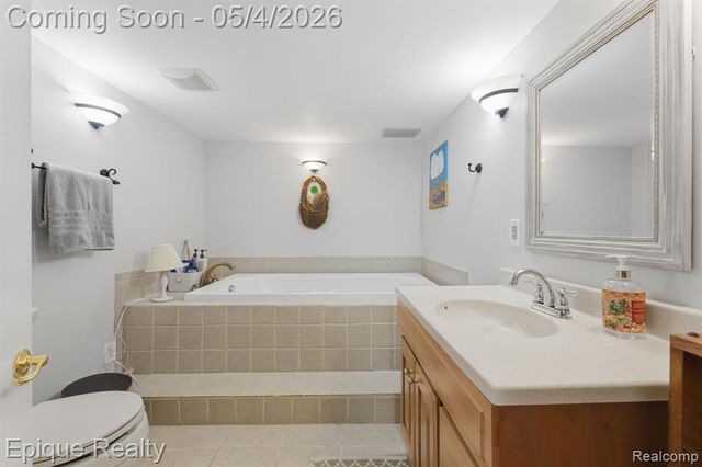 2413 Church Street, Port Huron, MI 48060