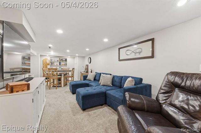2413 Church Street, Port Huron, MI 48060