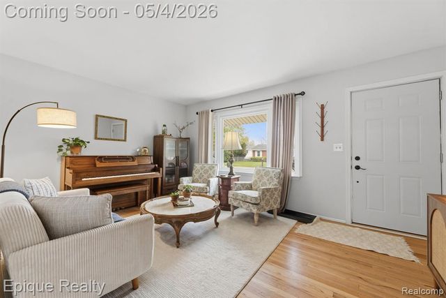 2413 Church Street, Port Huron, MI 48060