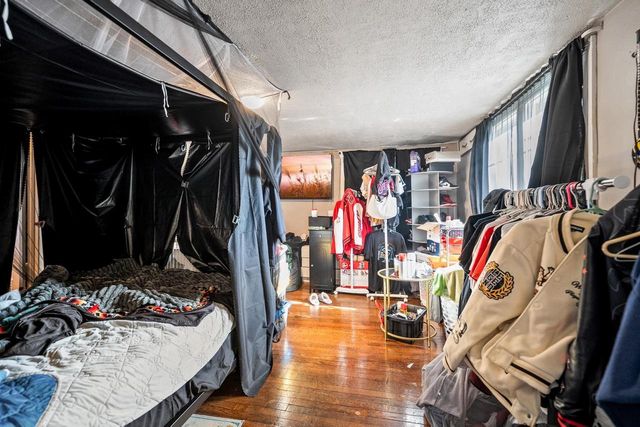 1115 N RICHMOND STREET, Appleton, WI 54911